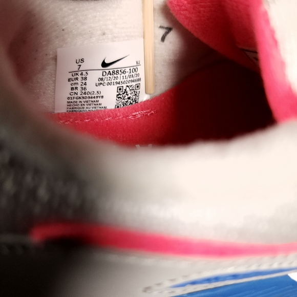 Nike Air Max 90 White/Hot Coral-Blue Crystal Womens Size 7 DA8856 100 Good Con - Picture 11 of 15